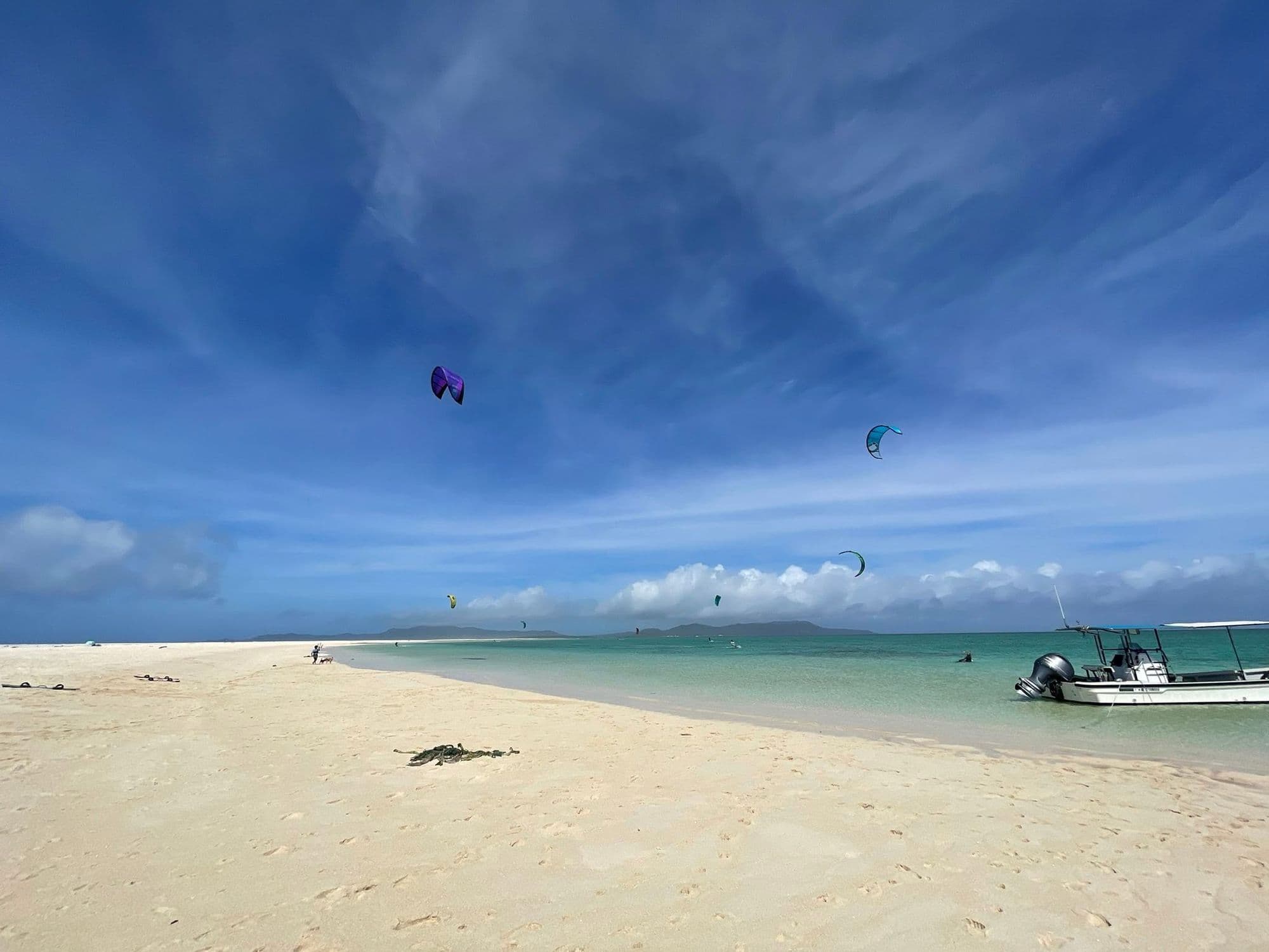 Okinawa & Kumejima Kite Trip