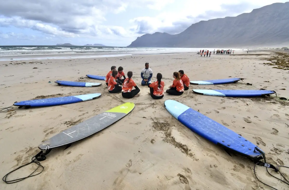 Intensive surf course, 4 h a day with Calima Surf School