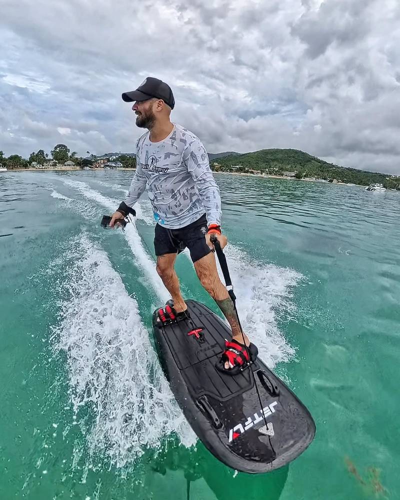 Jetsurf (20 minutes)